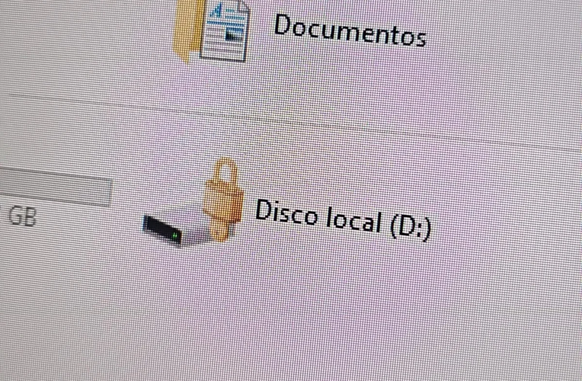 Drive icon indicating that the drive is locked