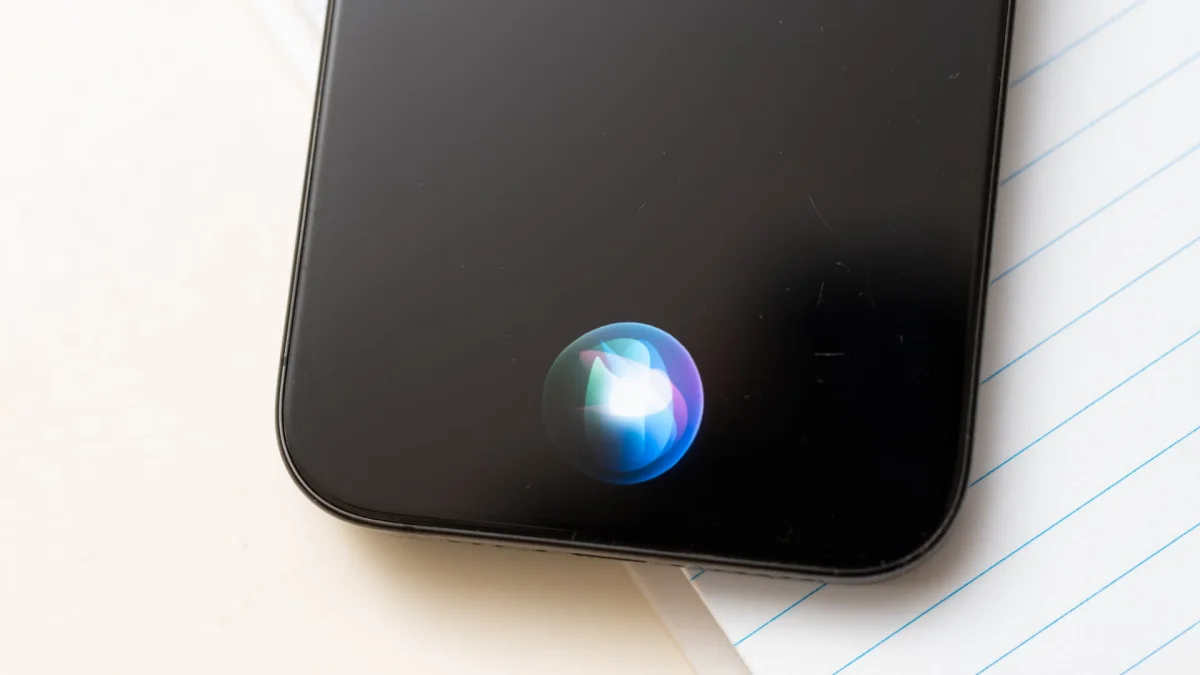 Apple's Upcoming Siri Revamp Focuses on Privacy with Auto-Deleting Chats and Enhanced User Control